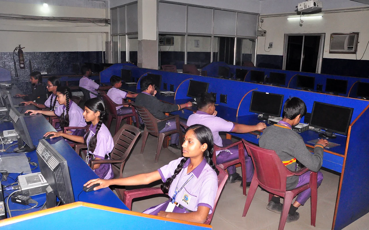 Students working in the computer lab at Don Bosco Ramkanali